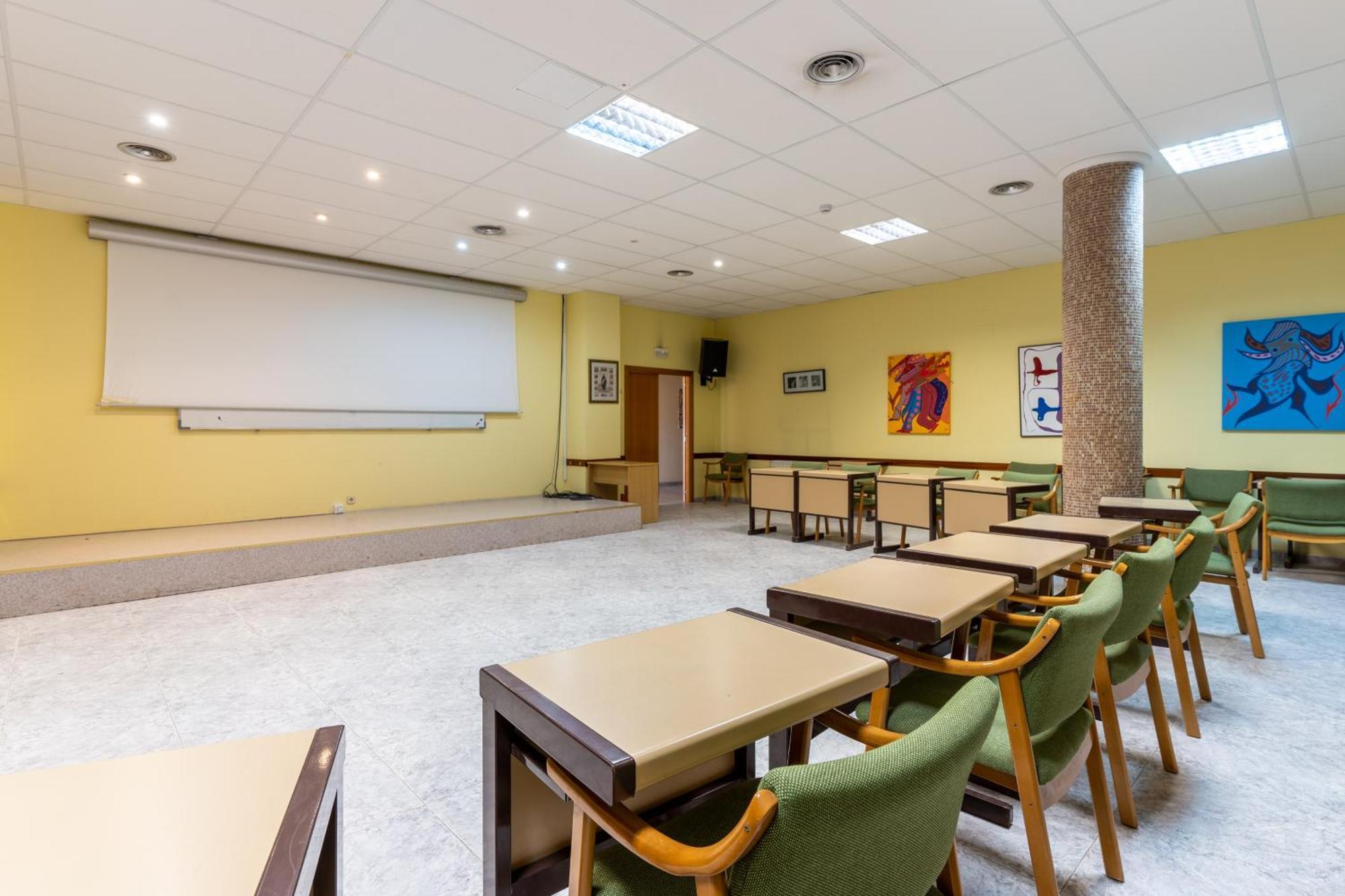 Costablanca Explore Hostel Sports & Events La Mariña Dış mekan fotoğraf