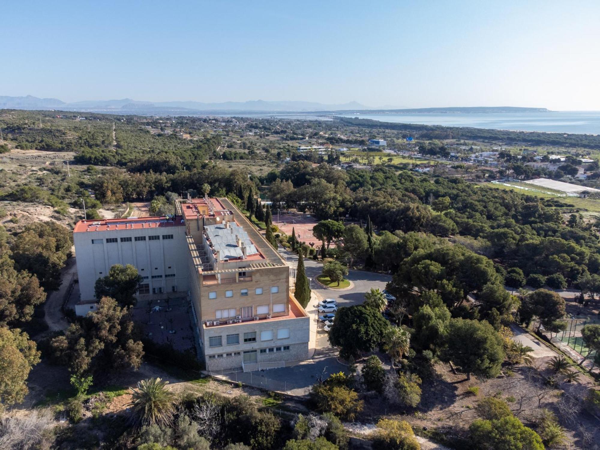 Costablanca Explore Hostel Sports & Events La Mariña Dış mekan fotoğraf